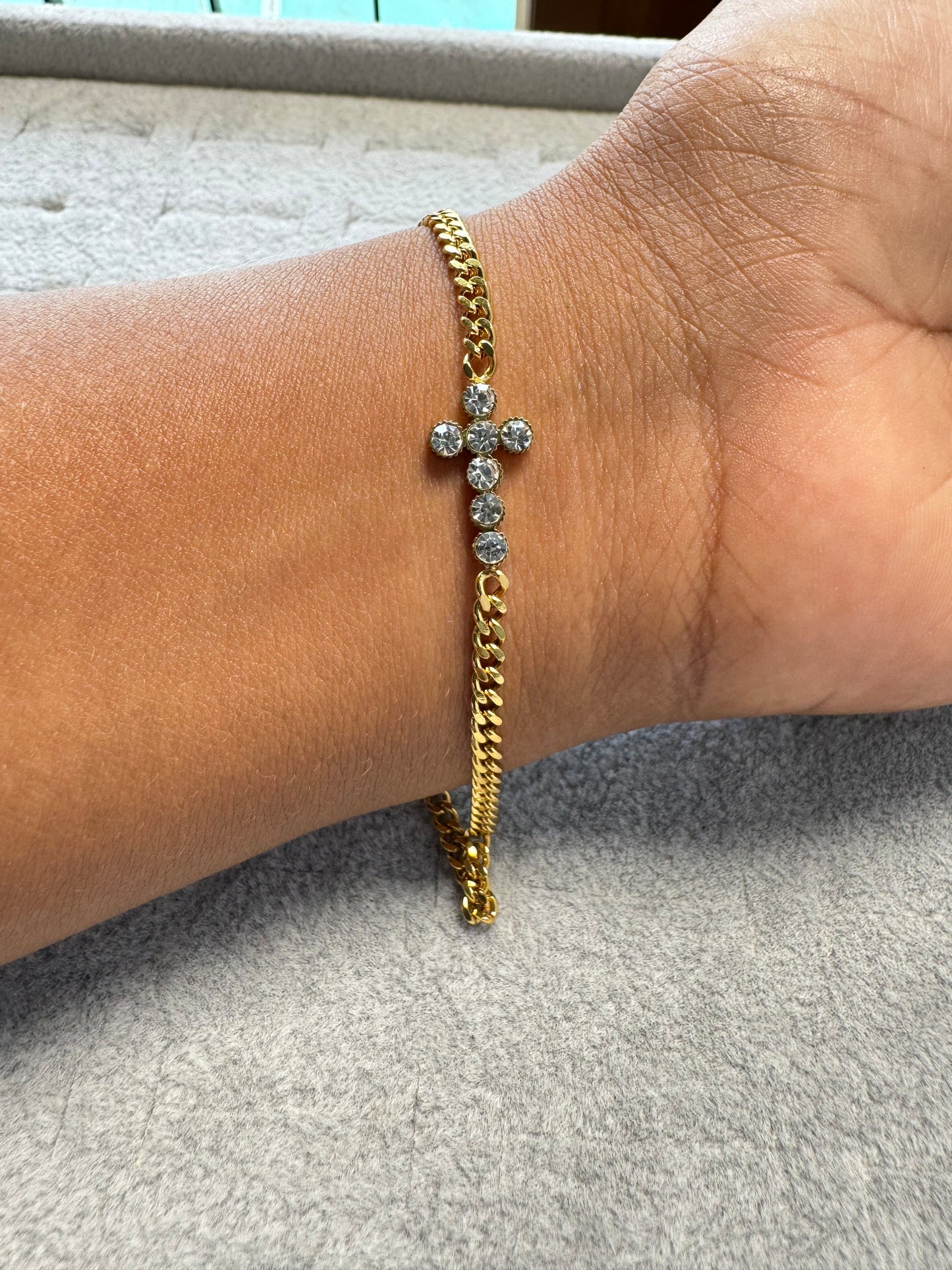 Holy Cross Bracelet - Unisex