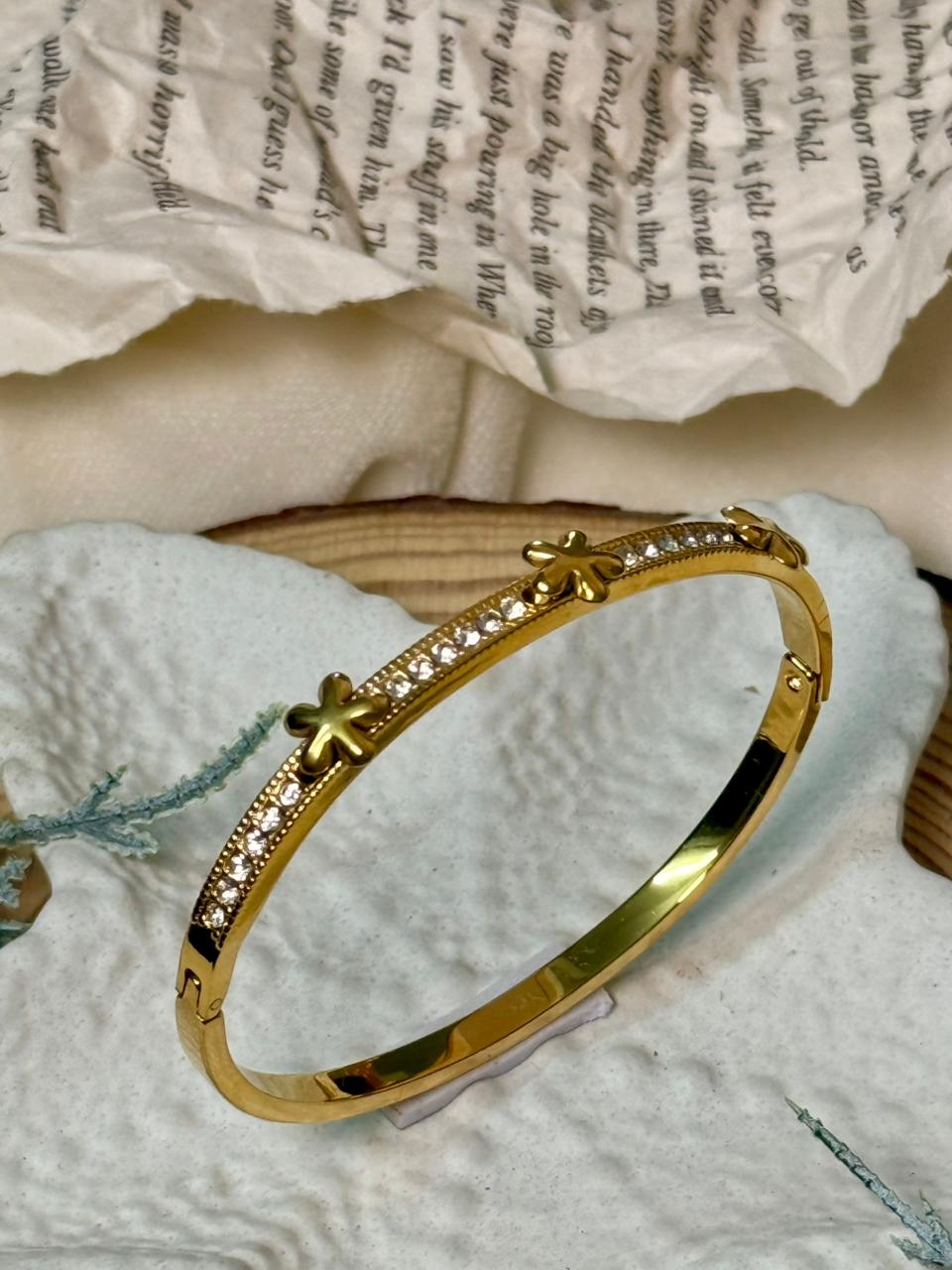 Floral Spark Bangle
