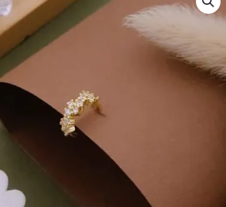 Diamond Dew Ear Cuff_ 1 Piece