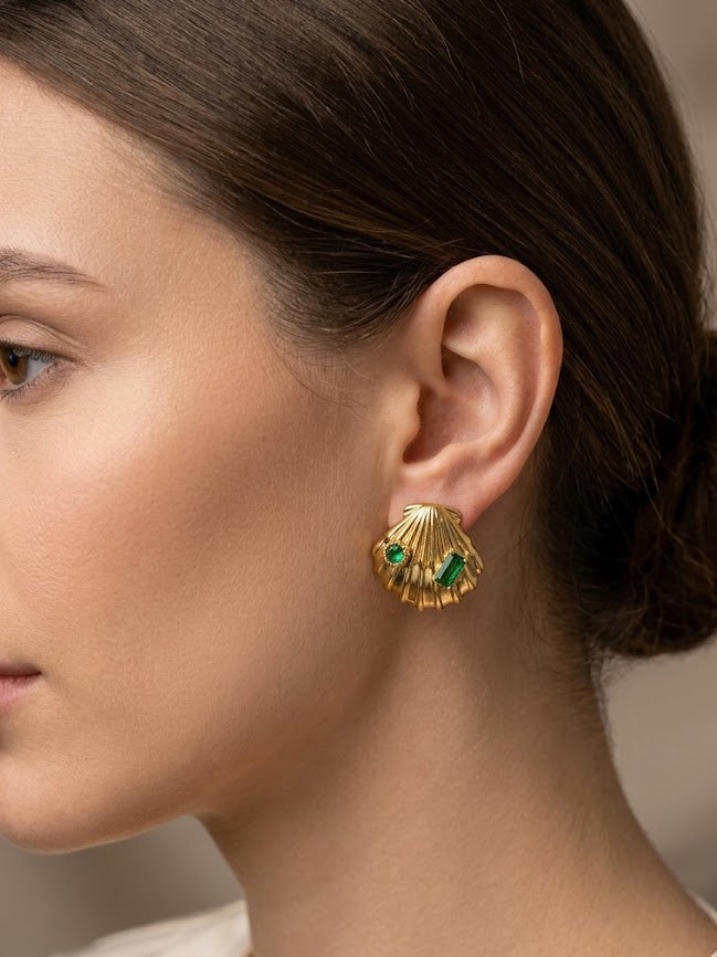 Seashell Emerald Stud