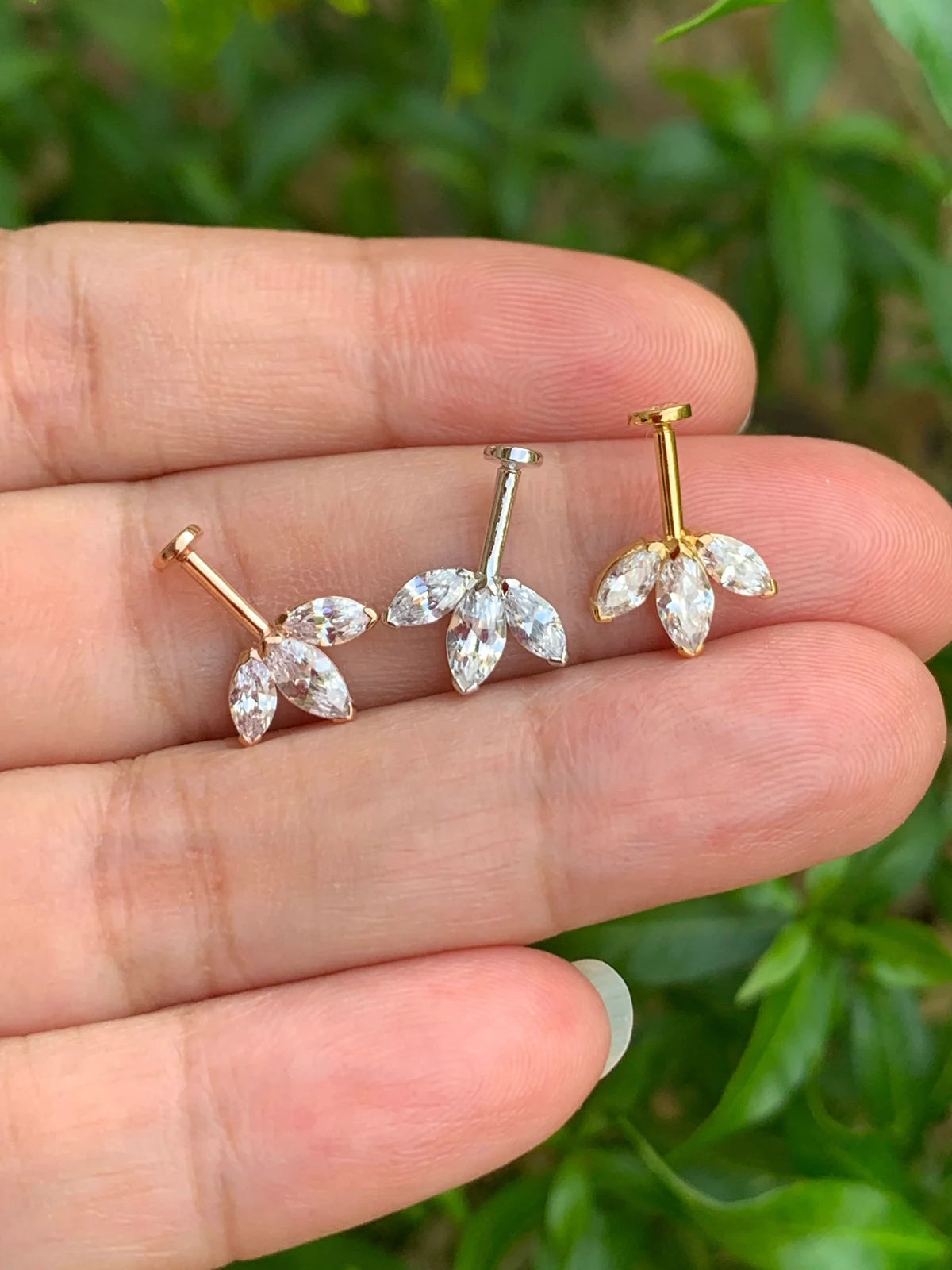 Three petal vertical Helix - Pair
