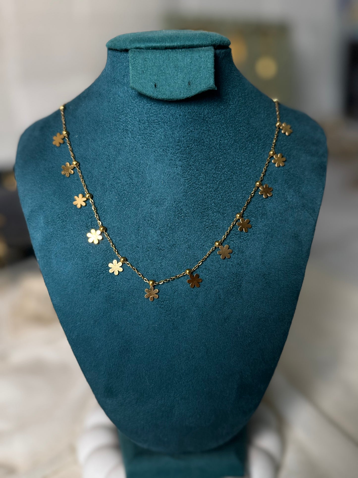 Floral Charms Glow