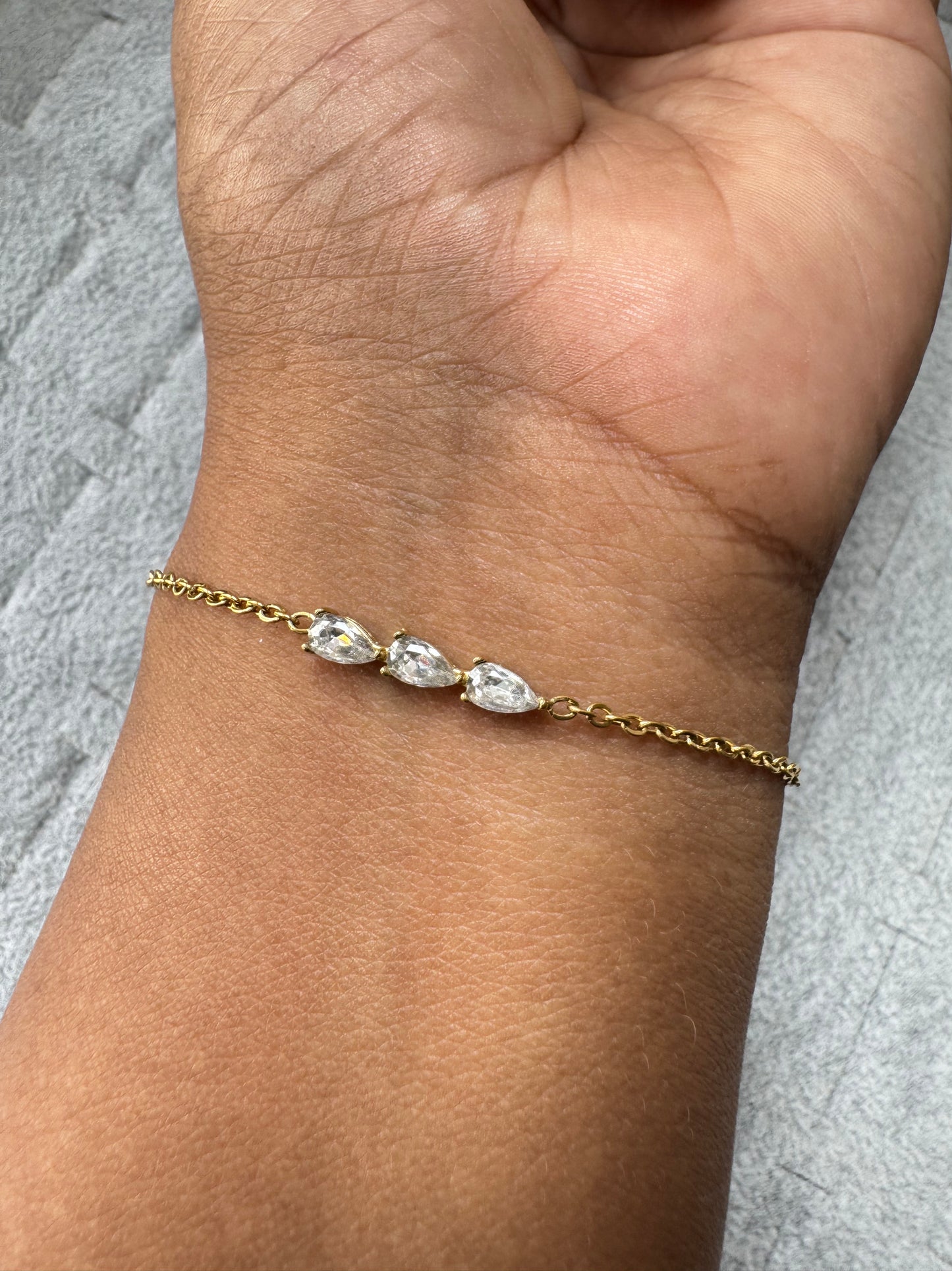 Dazzle Drift Bracelet