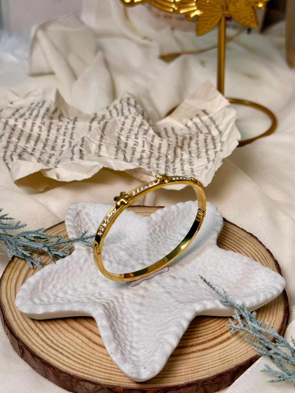 Floral Spark Bangle