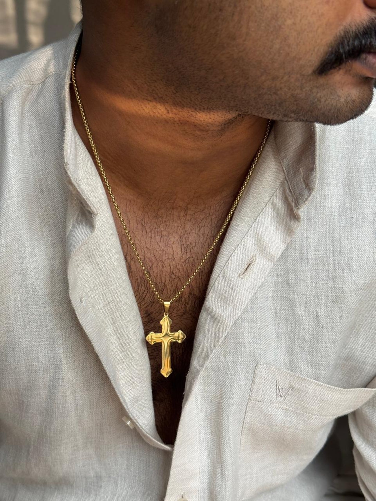 Valor Cross Chain - Men's 01